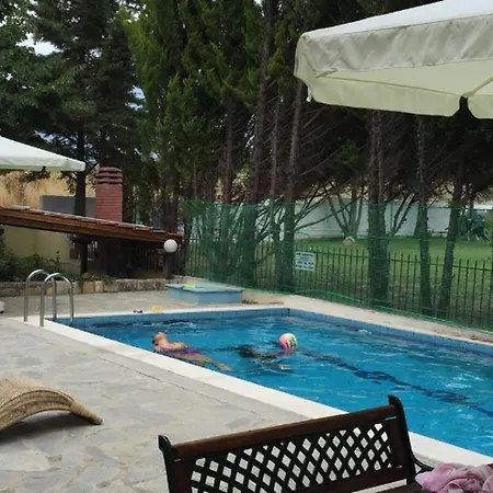Stella's In Kallithea